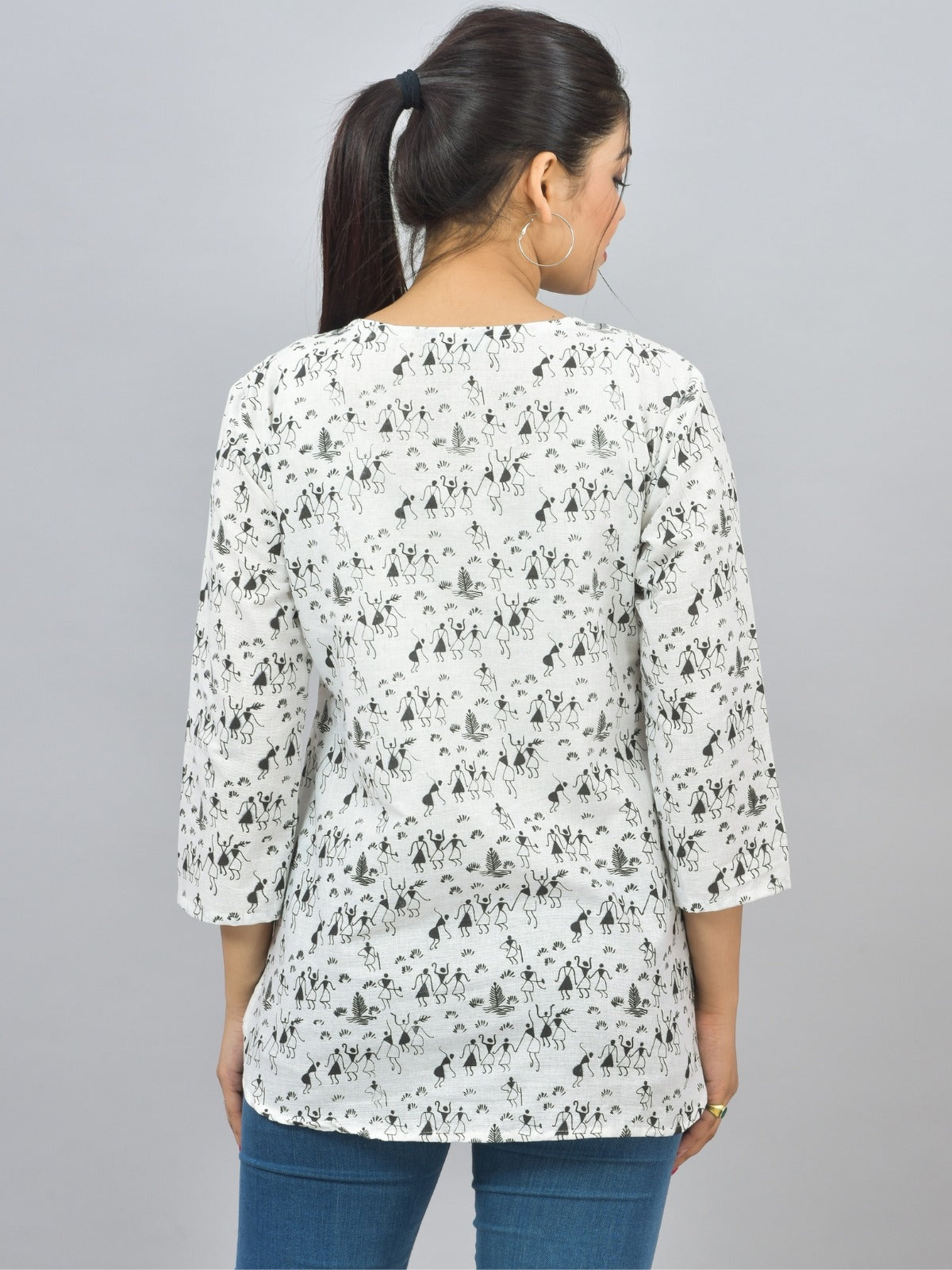 Pack Of 2 Womens Regular Fit Black Vector And Pink Leaf Printed Tops Combo